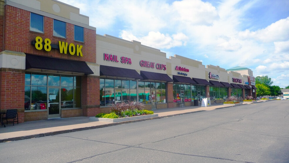 More Photos Of 2218-2279 NW Bunker Lake Blvd, Andover Unknown For Lease