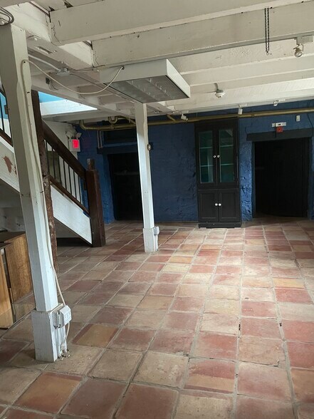 More Photos Of 6 Coryell St, Lambertville Storefront Retail Residential For Lease