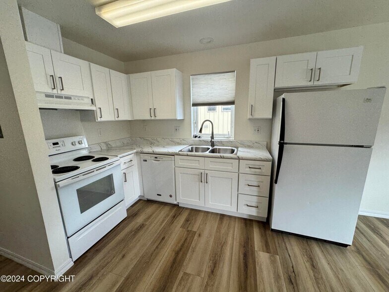 More Photos Of 22 S Sing Lee Aly, Petersburg Apartments For Sale