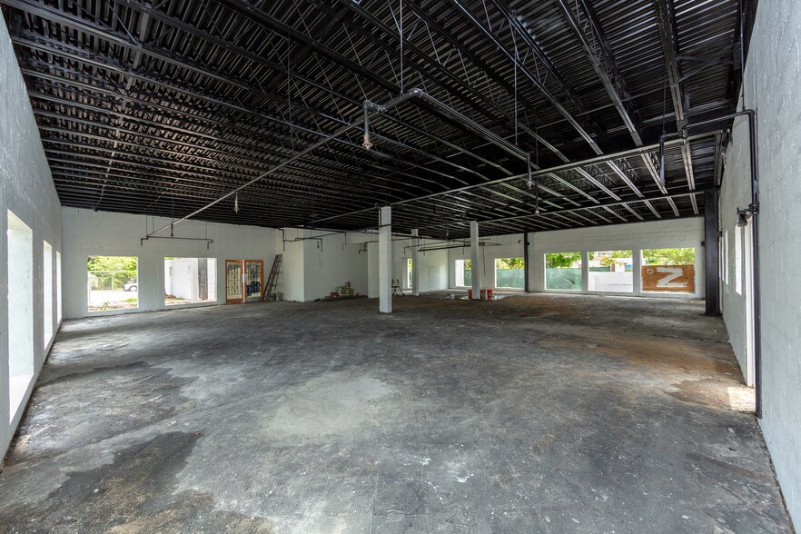 More Photos Of 4900 NE 2nd Ave, Miami Freestanding For Lease