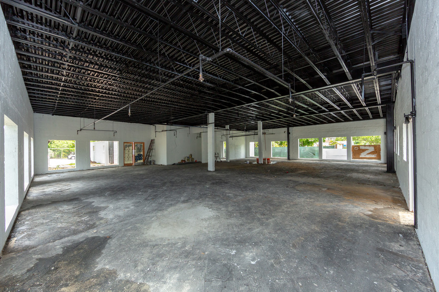 More Photos Of 4900 NE 2nd Ave, Miami Freestanding For Lease
