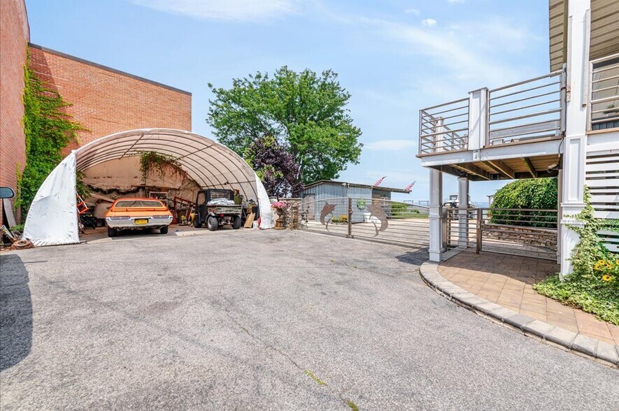 More Photos Of 720 Clarence Ave, Bronx Multifamily For Sale