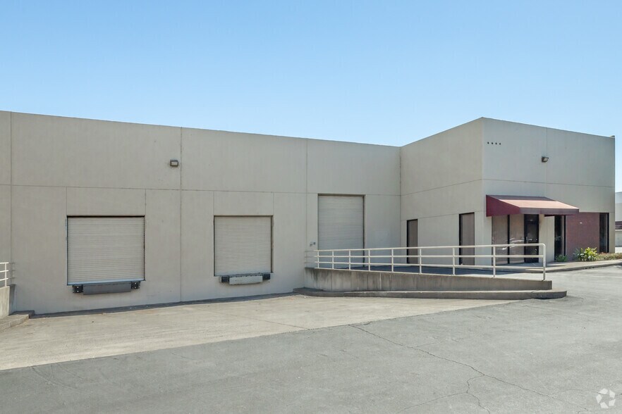 More Photos Of 2501-2511 Del Monte St, West Sacramento Warehouse For Lease