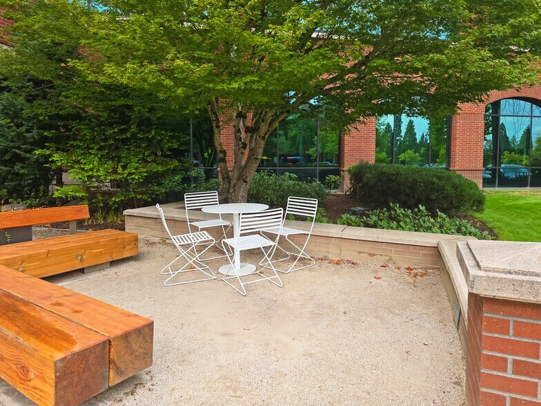 More Photos Of 1915 NE Stucki Ave, Beaverton Coworking Space