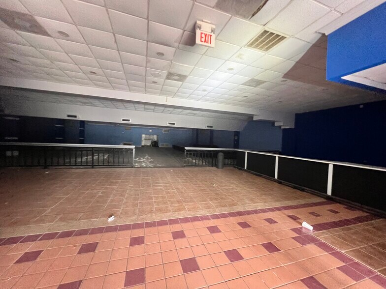 More Photos Of 3211 Ayers St, Corpus Christi Storefront For Sale