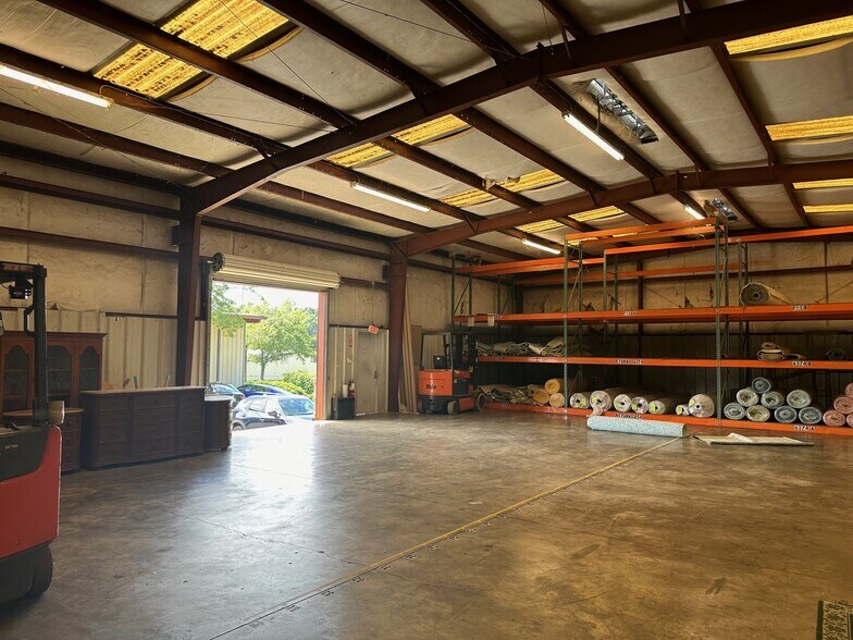 Primary Photo Of 4794 Woodlane Cir, Tallahassee Warehouse For Lease