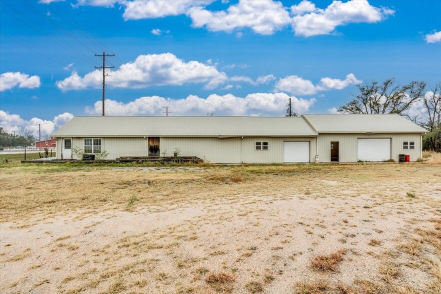 Primary Photo Of 210 W Dean St, Burrton Warehouse For Sale