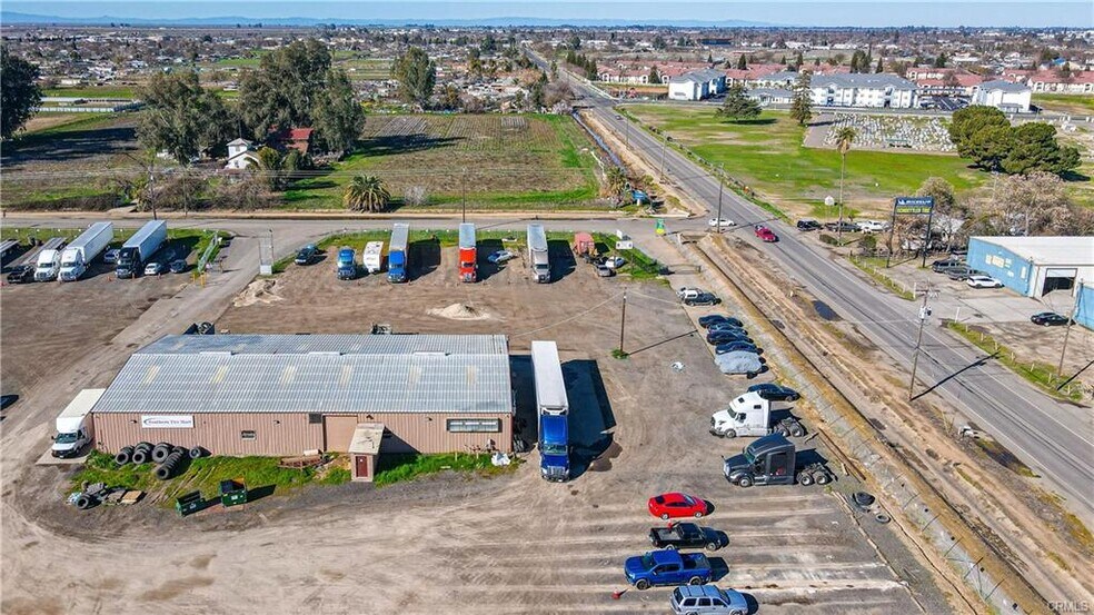 More Photos Of 788 E Childs Ave, Merced Warehouse For Lease