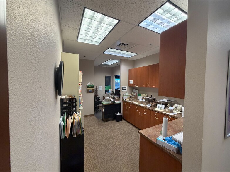 More Photos Of 18801 E Mainstreet, Parker Medical For Sale