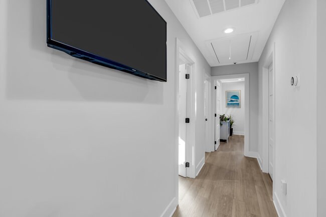 More Photos Of 184 Chambersbridge Rd, Brick Medical For Sale