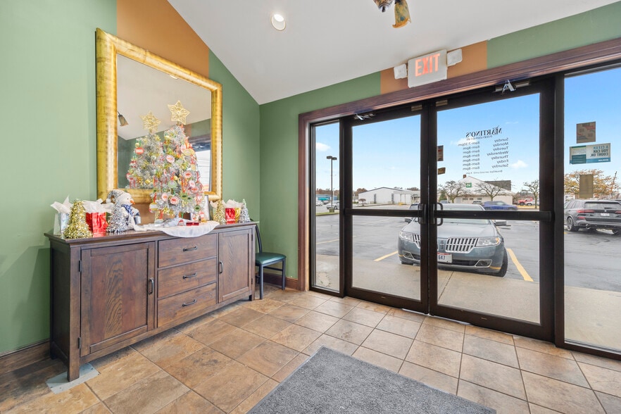 More Photos Of 4415 Liberty Ave, Vermilion General Retail For Sale