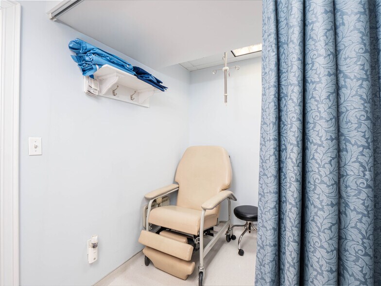 More Photos Of 1035 Park Ave, New York Apartments For Sale