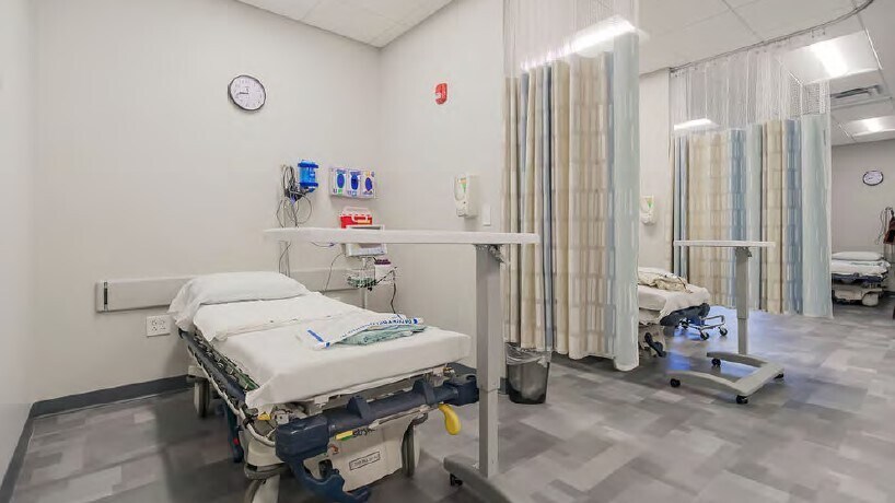 More Photos Of 5320 College Blvd, Overland Park Medical For Sale