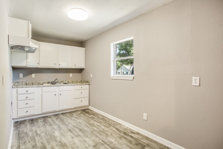 More Photos Of 4914 Kashmere St, Houston Apartments For Sale