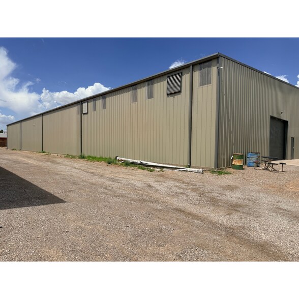 More Photos Of 3401 N White Sands Blvd, Alamogordo Warehouse For Lease