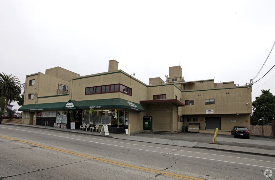 More Photos Of 3033-3035 Macarthur Blvd, Oakland Storefront Retail Office For Sale