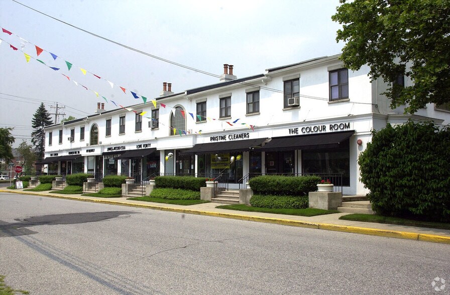 More Photos Of 15 Broadway, Cresskill General Retail For Sale