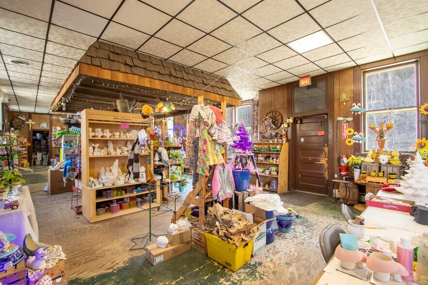 More Photos Of 19 Trestle Rd, Hancock Storefront Retail Office For Sale