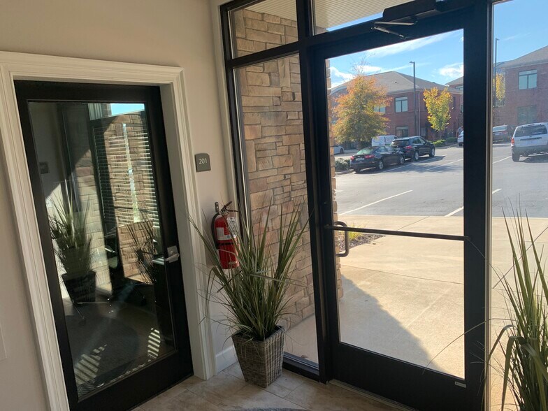 More Photos Of 1764 Heritage Center Dr, Wake Forest Office For Lease