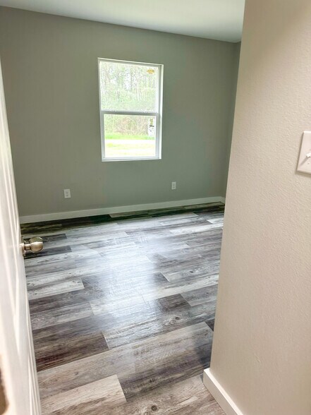 More Photos Of 156 Patterson St, Atmore Apartments For Sale