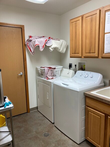 More Photos Of 600 Bennett St, Rose City Medical For Sale