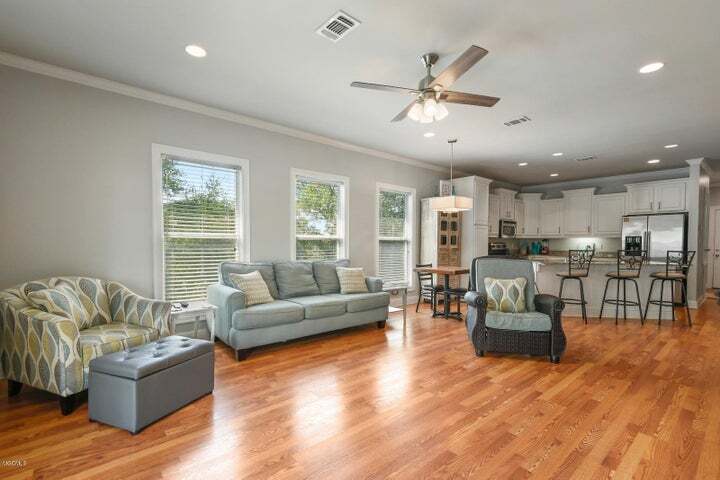 More Photos Of 183 McDonnell Ave, Biloxi Apartments For Sale