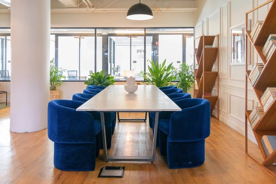 More Photos Of 350 Lincoln Rd, Miami Beach Coworking Space