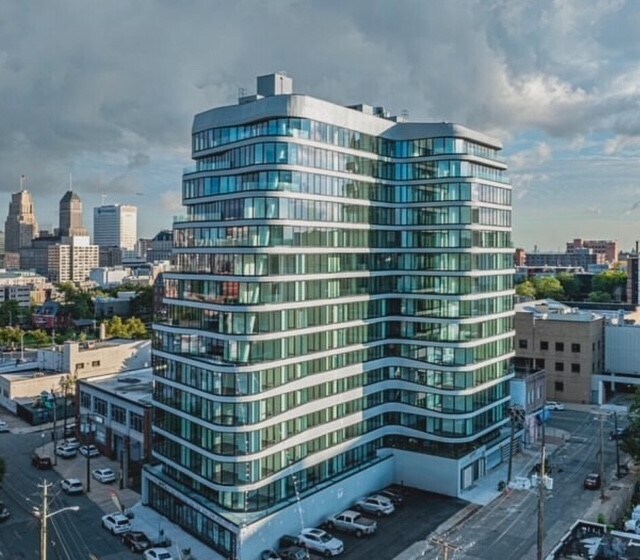 Primary Photo Of 50-54 Sussex Ave, Newark Apartments For Lease
