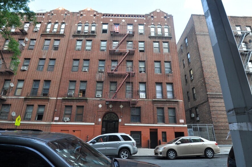 Primary Photo Of 2436 Marion Ave, Bronx Multifamily For Sale