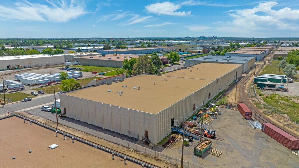 More Photos Of 5075-5081 Kingston St, Denver Warehouse For Lease