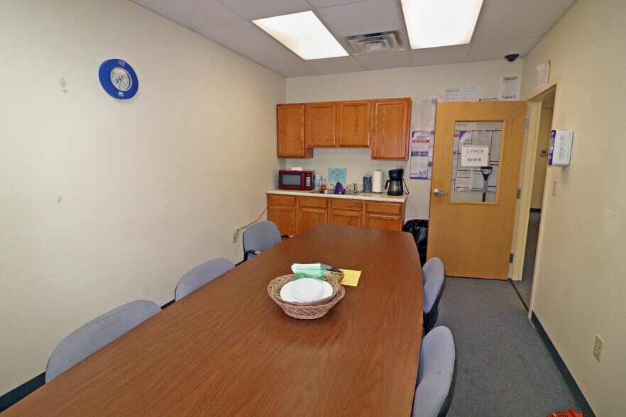 More Photos Of 1107 Lowry Ave, Jeannette Storefront For Sale