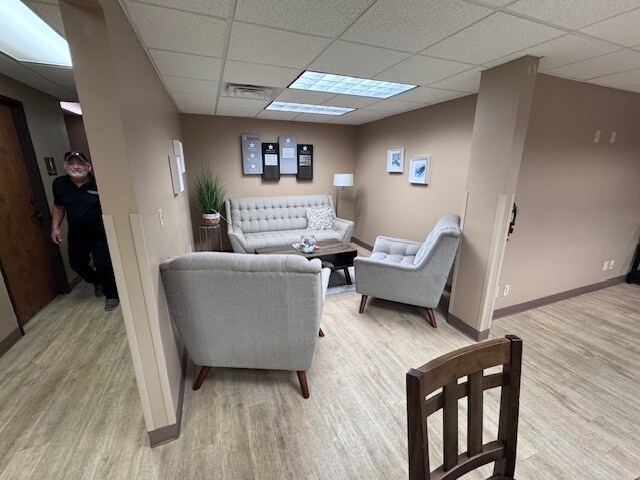 More Photos Of 816 W Cannon St, Fort Worth Medical For Lease