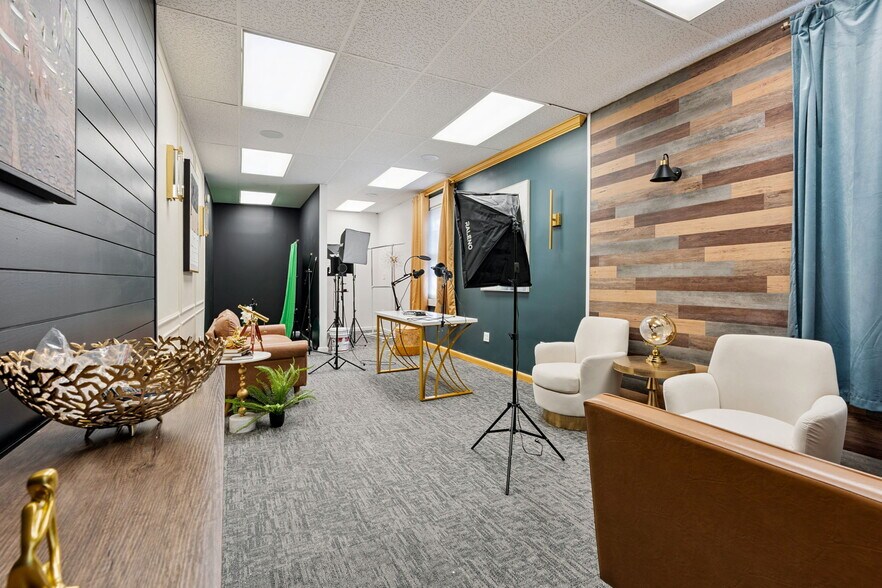 More Photos Of 187-189 N Main St, Milltown Medical For Sale