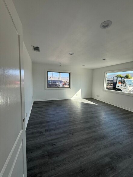 More Photos Of 1304 Santa Anita Ave, South El Monte Office For Lease