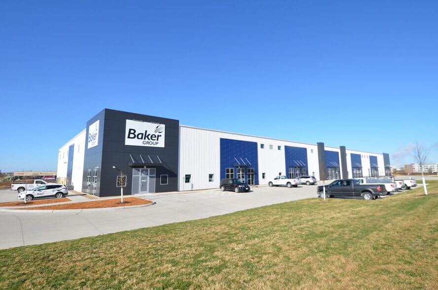 Primary Photo Of 650 Capital Dr SW, Cedar Rapids Warehouse For Lease