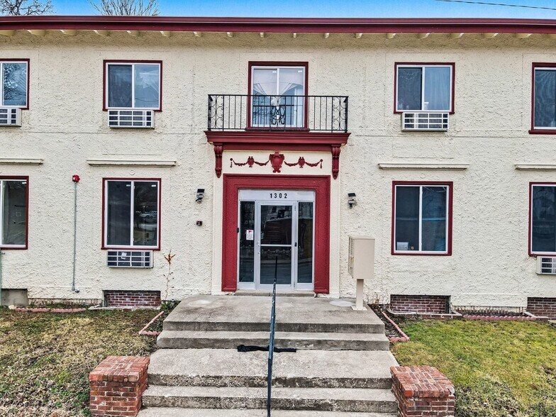 More Photos Of 1302 Faraon St, Saint Joseph Office For Sale