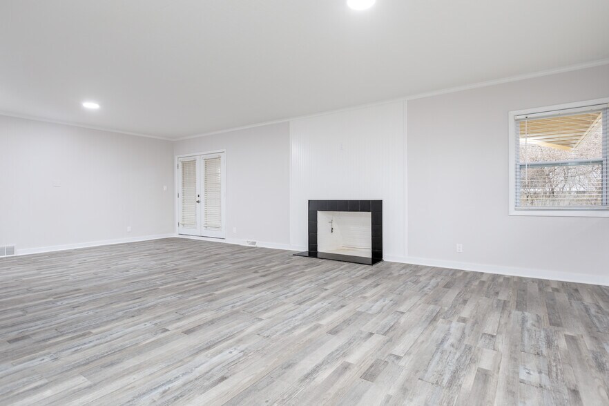 More Photos Of 4577 Olentangy River Rd, Columbus Apartments For Sale