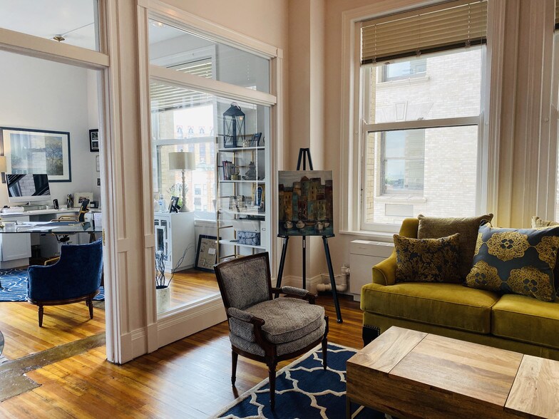 More Photos Of 120 E Washington St, Syracuse Loft Creative Space For Lease