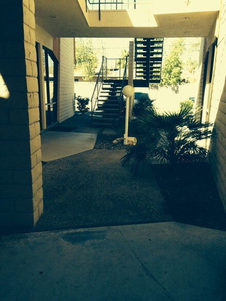 More Photos Of 1700 E Desert Inn Rd, Las Vegas Office Residential For Lease