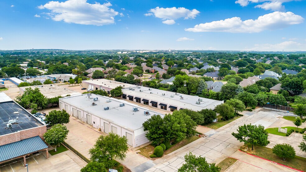 More Photos Of 1900 Industrial Blvd, Colleyville Light Manufacturing For Lease
