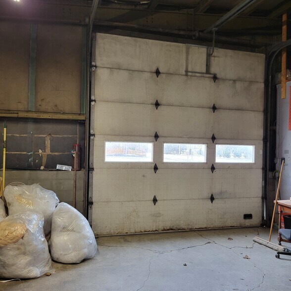 More Photos Of 609 Route 208, Gardiner General Retail For Sale