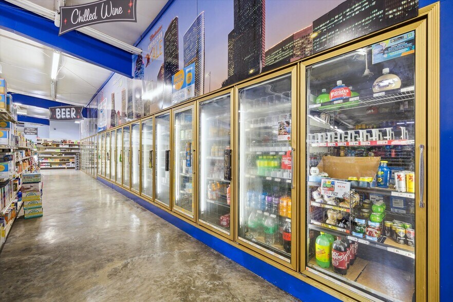 More Photos Of 14110 Stuebner Airline Rd, Houston Convenience Store For Sale