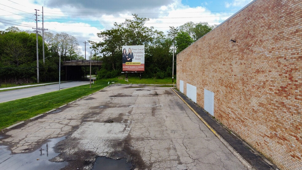 More Photos Of 3415 English Ave, Indianapolis General Retail For Sale