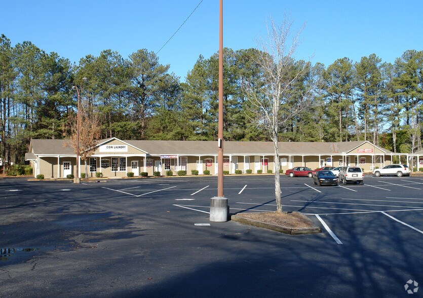 More Photos Of 4650 Flat Shoals Rd, Union City Office For Lease