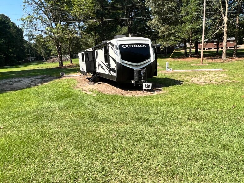 More Photos Of 4224 GA Highway 56 N, Waynesboro Trailer Camper Park For Sale