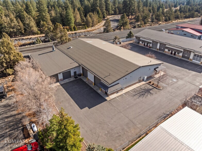 More Photos Of 20676 Carmen Loop, Bend Warehouse For Sale