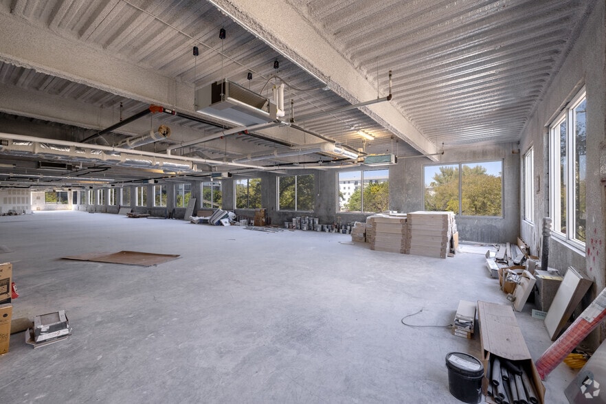 More Photos Of 3683 S Miami Ave, Miami Medical For Lease