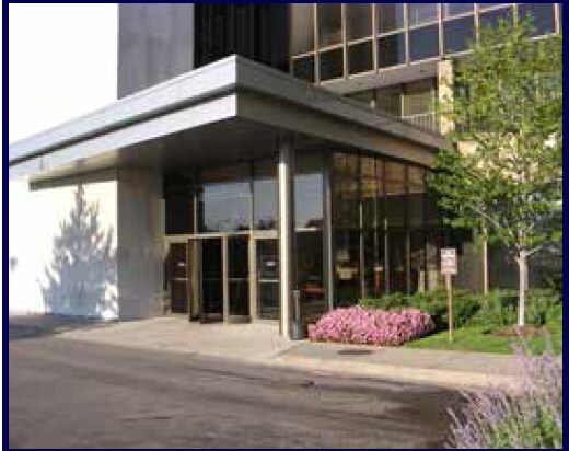 More Photos Of 8550 W Bryn Mawr Ave, Chicago Office For Lease