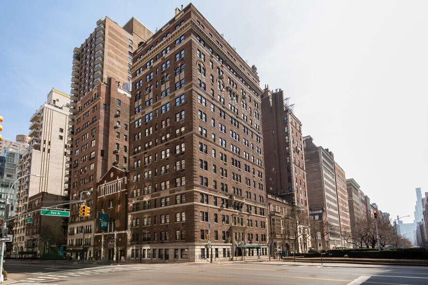 More Photos Of 1035 Park Ave, New York Apartments For Lease