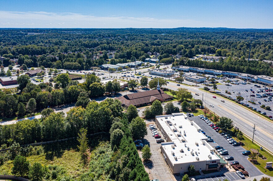 More Photos Of 3375 Sugarloaf Pkwy, Lawrenceville Unknown For Lease